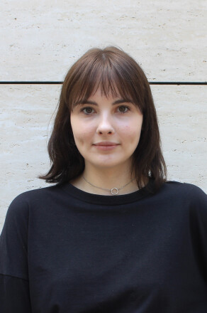 Анна Семиколенова